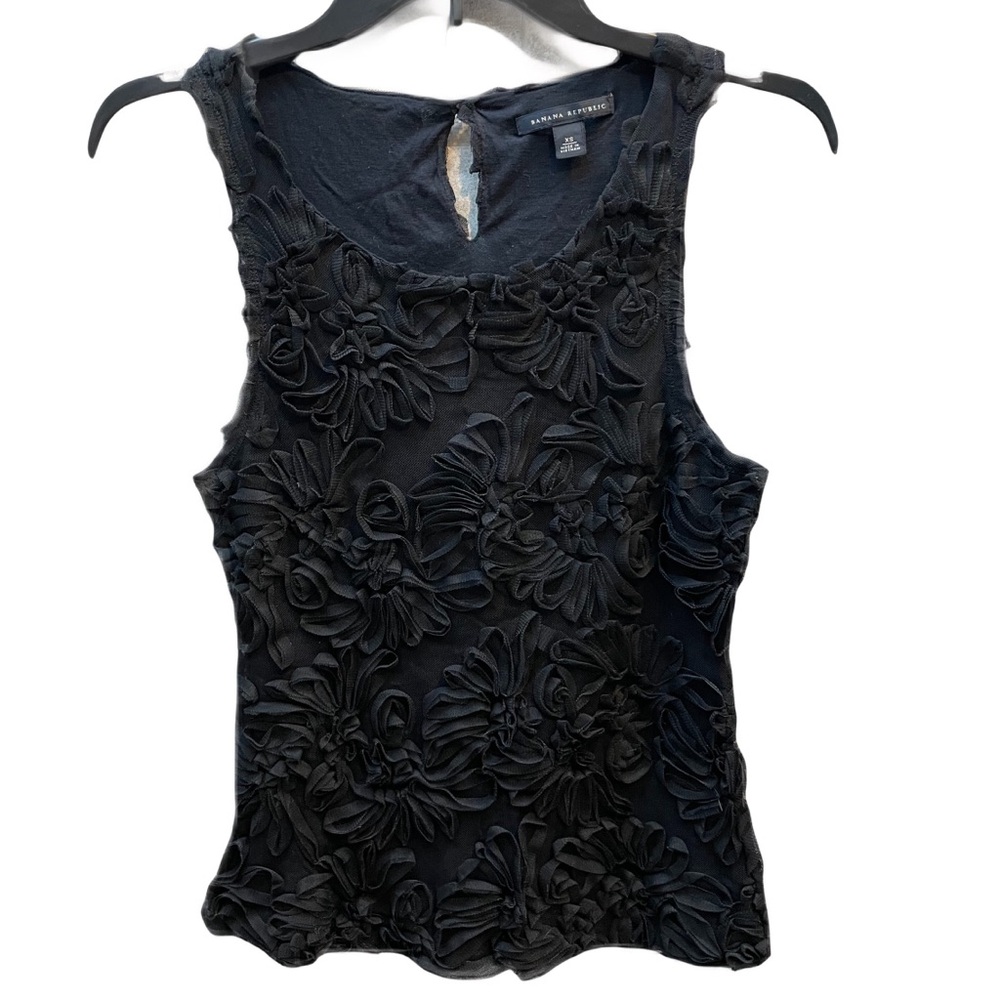 โค๏ธ BANANA REPUBLIC BLACK FLOWER APPLIQUร TANK TOP SIZE XS